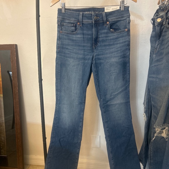 Jeans - Picture 1 of 4